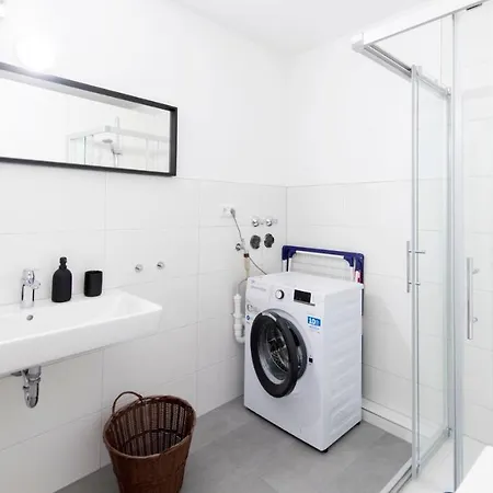 Workers Apartment In Bocholt - 2 Bedrooms - 6 Single Beds 公寓 *