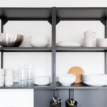 And Work - 6 Single Beds *